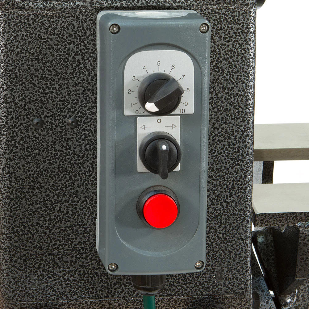Robust Sweet 16 Lathe 1.5 HP - Image 8
